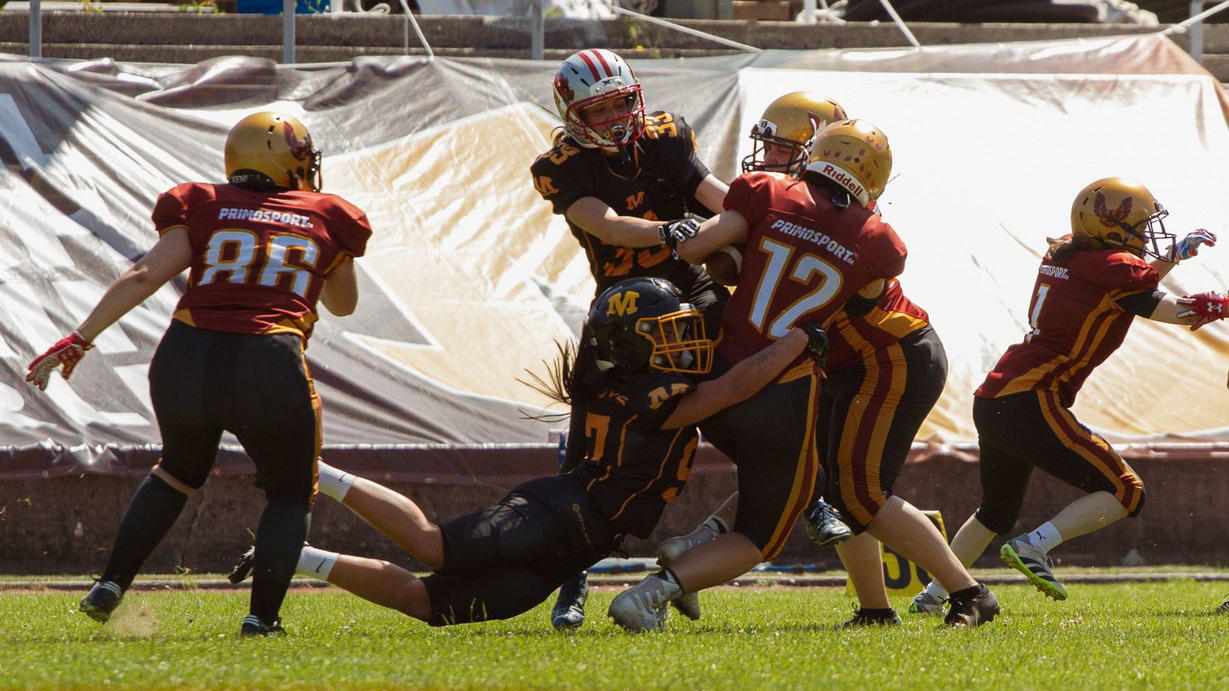 Starker Auftakt auf heimischem Rasen – SG Cowboys/Razorbacks trifft auf Regensburg