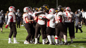 Spannender konnte die Saison 2025 kaum enden: Im Stadion "Auf der Lände" in Fürstenfeldbruck setzte sich unsere Spielgemeinschaft nach Overtime mit 26:20 gegen die Dachau Thunder Ladies durch.