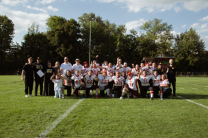 Unsere erste gemeinsame Saison – voller Leidenschaft, Zusammenhalt und unvergesslicher Momente. Erlebt in unserer Galerie noch einmal die Highlights der SG Cowboys/Razorbacks 2025!