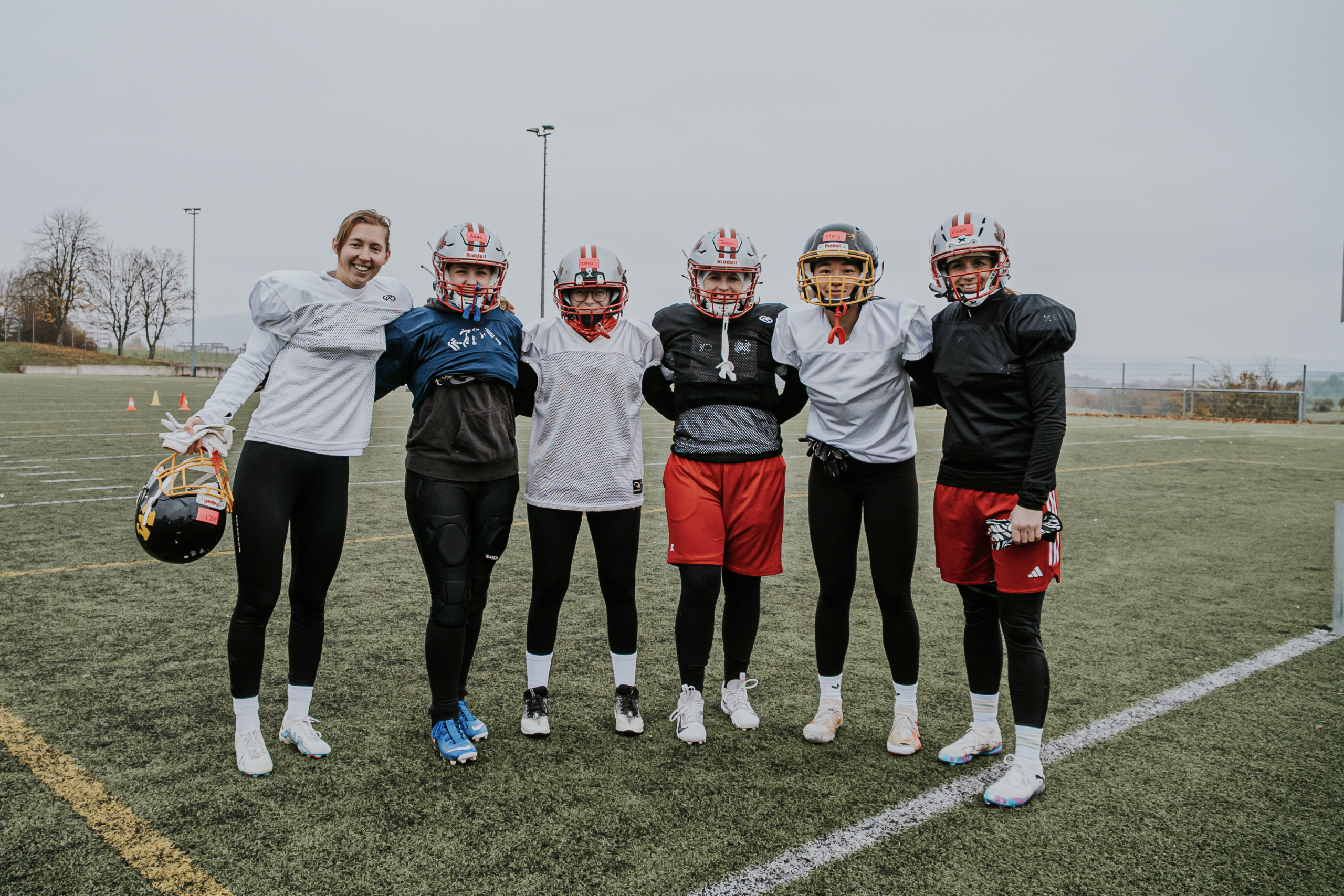 Die Spielgemeinschaft Cowboys/Razorbacks war beim Herbst-Camp der Schwäbisch Hall Unicorns Women. Zwei Tage Football-Training, Theorie und Scrimmage!